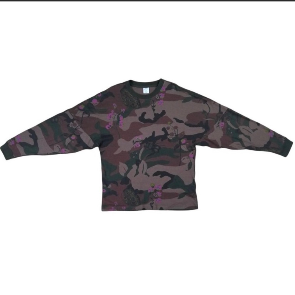 Urban Outfitters Camo Blossom Crewneck Sweatshirt Medium